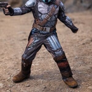 Star Wars The Mandalorian Beskar Armor Child Costume Medium Halloween Boys